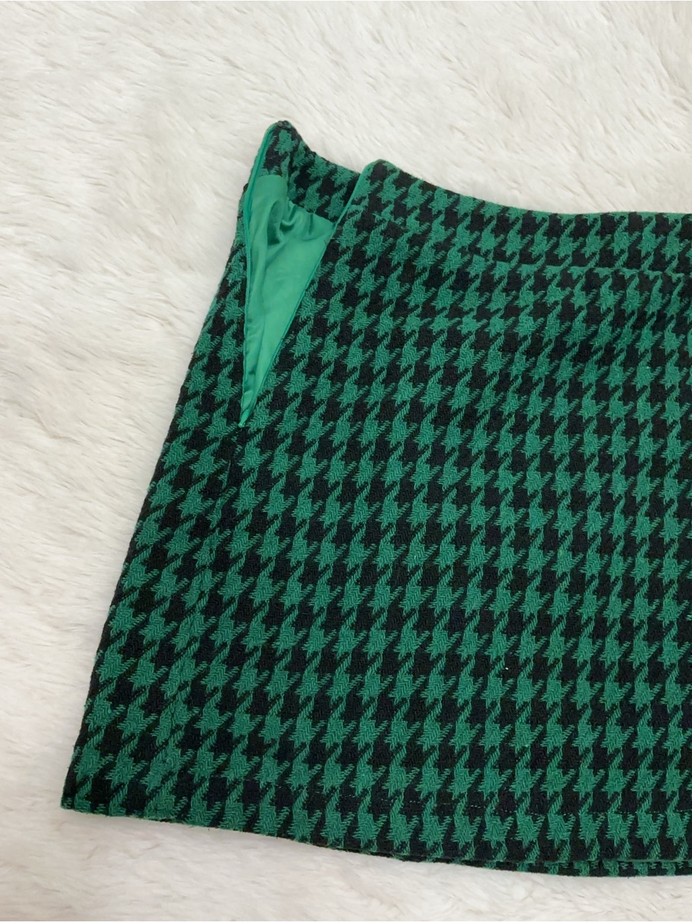 SHEIN - Green & Black Houndstooth Knit Vest Set - Picture 7 of 14